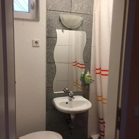 Hostel Gaestehaus Kerle *