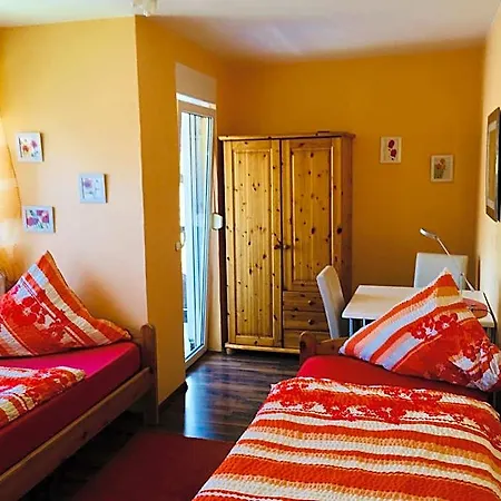 Gaestehaus Kerle Hostal Dossenheim