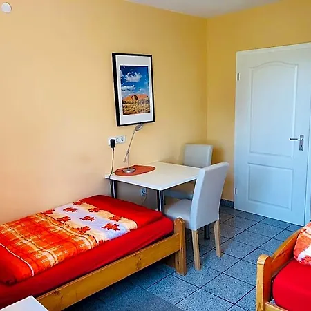 Hostal Gaestehaus Kerle *